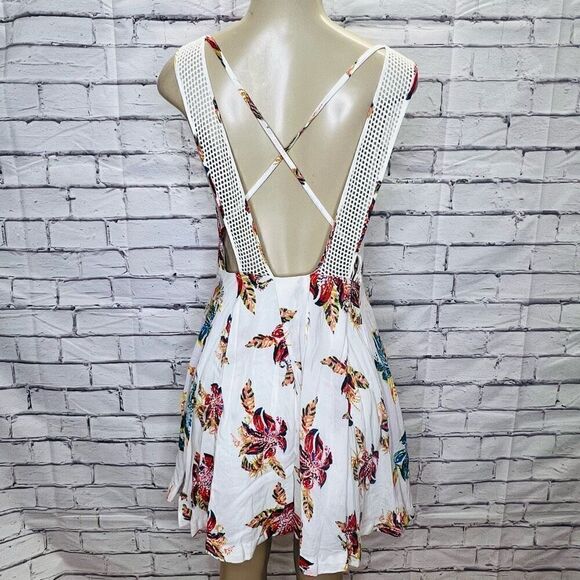 Free People Thought I was  dreaming   Womens White Ivory Sleeveless Above Knee T - Picture 6 of 9